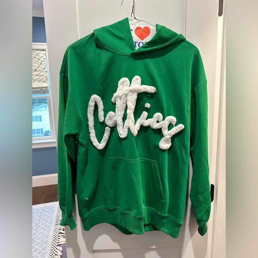 BRAND NEW NEVER WORN Vibrant Green Celtics Hoodie with Textured White Design